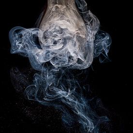 Gloeilamp en rook van Luc V.be