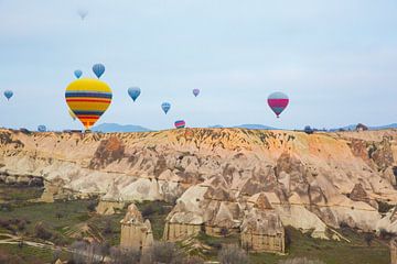 Ballonvaart, Cappadocia, Turkije van Lieuwe J. Zander