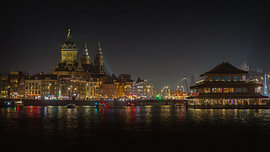 Amsterdam am IJ bei Nacht