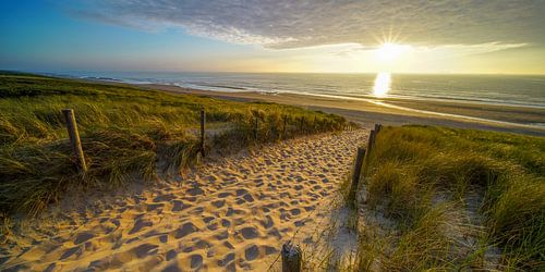 Zon, zee en strand aan de Hollandse kust