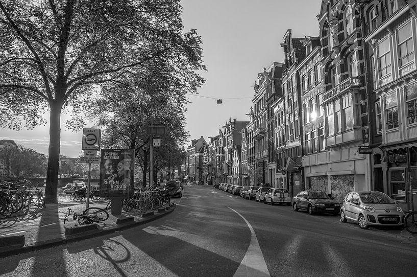 Amstel vanaf Muntplein by Hugo Lingeman