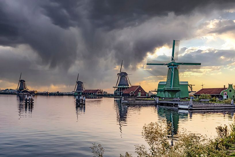 Sunrise at De Zaanse Schans, the Netherlands by Gert Hilbink