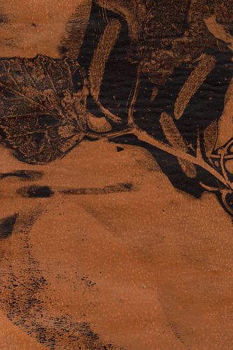 Wabi-Sabi blad in zwart en terracotta