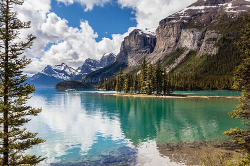 Spirit Island, Jasper NP by Bart van Dinten
