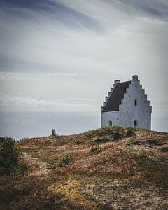 Still Standing – Den Tilsandede Kirke