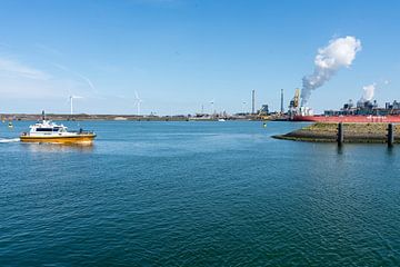 Monding van het Noordzeekanaal bij IJmuiden, Nederland van Niek