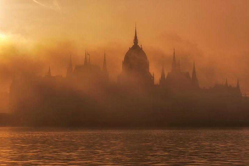 Budapest by Hello Pompoyo