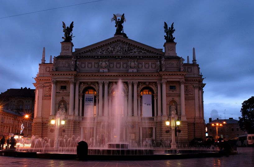 Lviv Opera van Richard Wareham