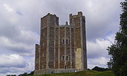 Orford Castle is een kasteel in het dorp Orford