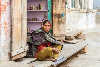 Verkäuferin in Indien