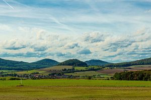 Spaziergang auf dem Kolonnenweg in der Nähe der Gedenkstätte Point Alpha