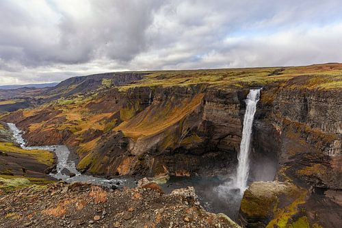 De Haifoss, een waterval uit een sprookjeswereld