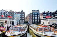 Damrak Amsterdam met Rondvaartboten van Hendrik-Jan Kornelis thumbnail