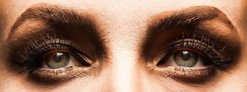 Augen einer Frau von Hans-Jürgen Flaswinkel