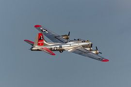Boeing B-17 Flying Fortress Yankee Lady. by Jaap van den Berg