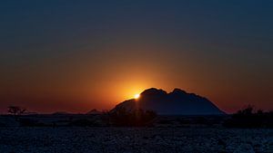 Les derniers rayons du soleil disparaissent sur Lennart Verheuvel