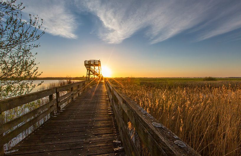 Zonsondergang Zwaneveldsgat (Groningen - Nederland) van Marcel Kerdijk