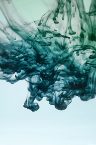 Encre verte dans l'eau par Mixed media vector arts