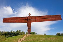 Angel of the North, statue, Gateshead, England, UK by Arch White
