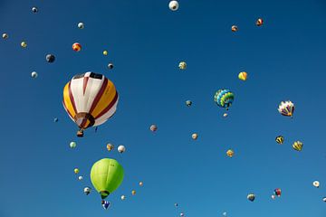 Festival de montgolfières sur Cornelius Fontaine