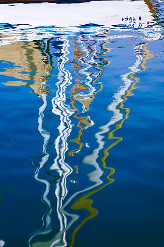 Picturesque reflection