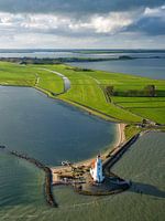 Het Paard van Marken met de contouren van het nooit voltooide Goudriaankanaal.