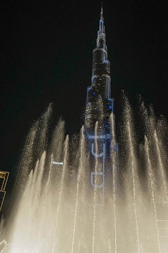 Der Burj Khalifa am Abend