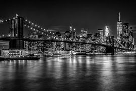 MANHATTAN SKYLINE & BROOKLYN BRIDGE Nightly Impressions  by Melanie Viola