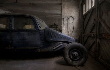 Oldtimer in einer Garage