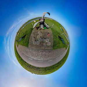 Tiny Planet Lancaster Monument Texel sur Texel360Fotografie Richard Heerschap