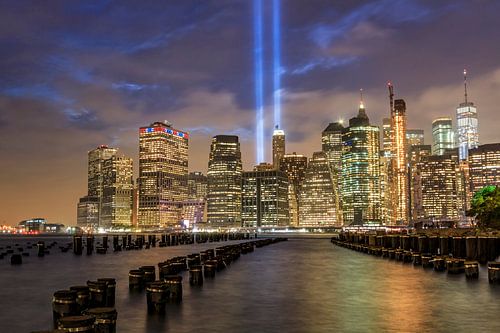 9/11 tribute in light Lower Manhattan
