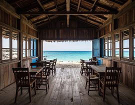 Lost Places Bar op het strand
