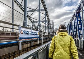 De verbinding by Arend Bloemink