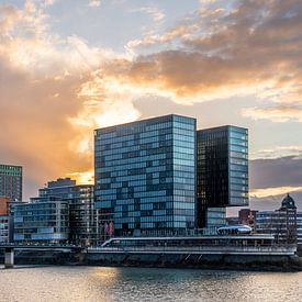 Media Harbour, Düsseldorf, Duitsland van Alexander Ludwig
