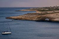 Zeilboot voor de kust van Malta