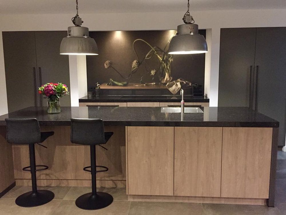 Still life in green by Monique van Velzen