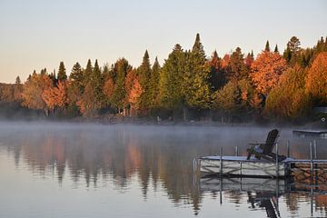 Le lac à l'automne sur Claude Laprise