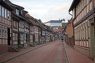 Die Niedergasse in Stolberg/Harz mit Blick auf das Schloss von t.ART Miniaturansicht