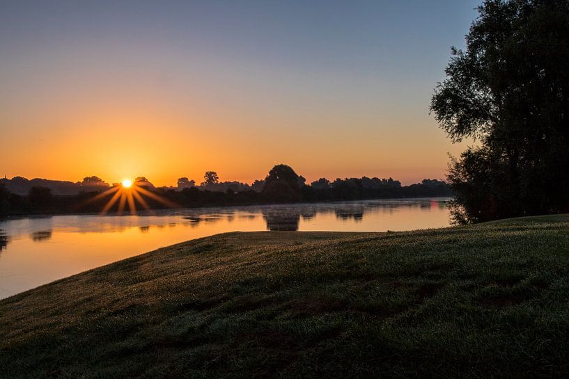 Sunrise by Ralph van Houten