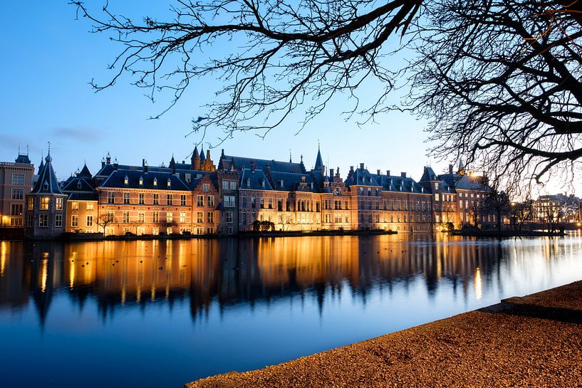 Hofvijver in The Hague viewing towards the historical houses of parliament by Esther Seijmonsbergen