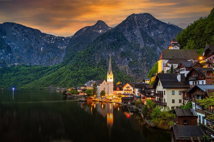 A view of Hallstatt in Austria by Andreas Völkel