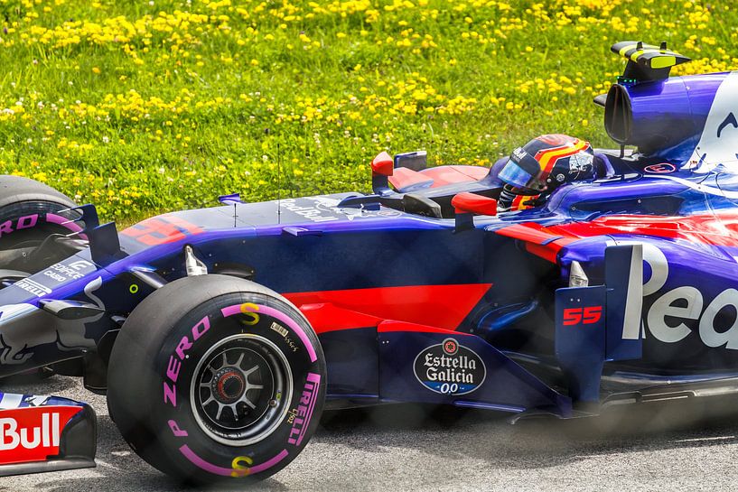 Carlos Sainz Jr. en action lors du Grand Prix d'Autriche 2017 par Justin Suijk