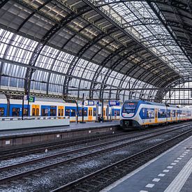 Hauptbahnhof Amsterdam von Photologic  Fotografie