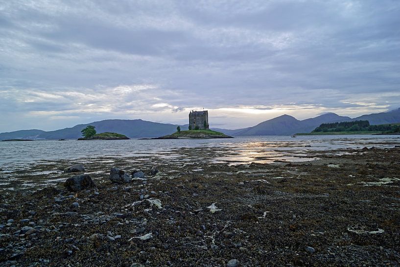 Castle Stalker is een torenhuis ongeveer 2,5 kilometer ten noordoosten van Port Appin van Babetts Bildergalerie