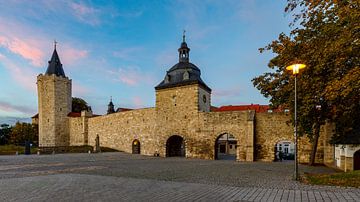 De stadsmuur van Mühlhausen in Thüringen van Roland Brack