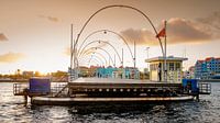 Curacao, Pontjesbrug Willemstad by Keesnan Dogger Fotografie thumbnail