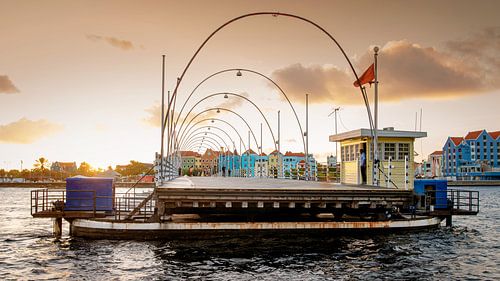 Curaçao, Pontjesbrug Willemstad
