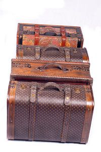 Antike Koffer von Egon Zitter