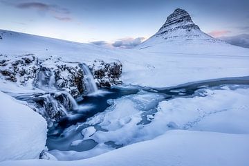 Winters Kirkjufell