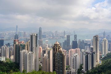 Vue de Hong Kong depuis le pic Victoria sur Lorena Cirstea